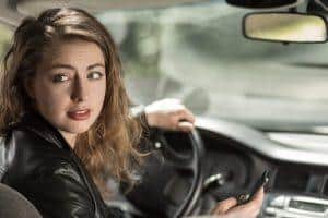 Montgomery Accident Attorney Offers 7 Tips to Avoid Distracted Driving