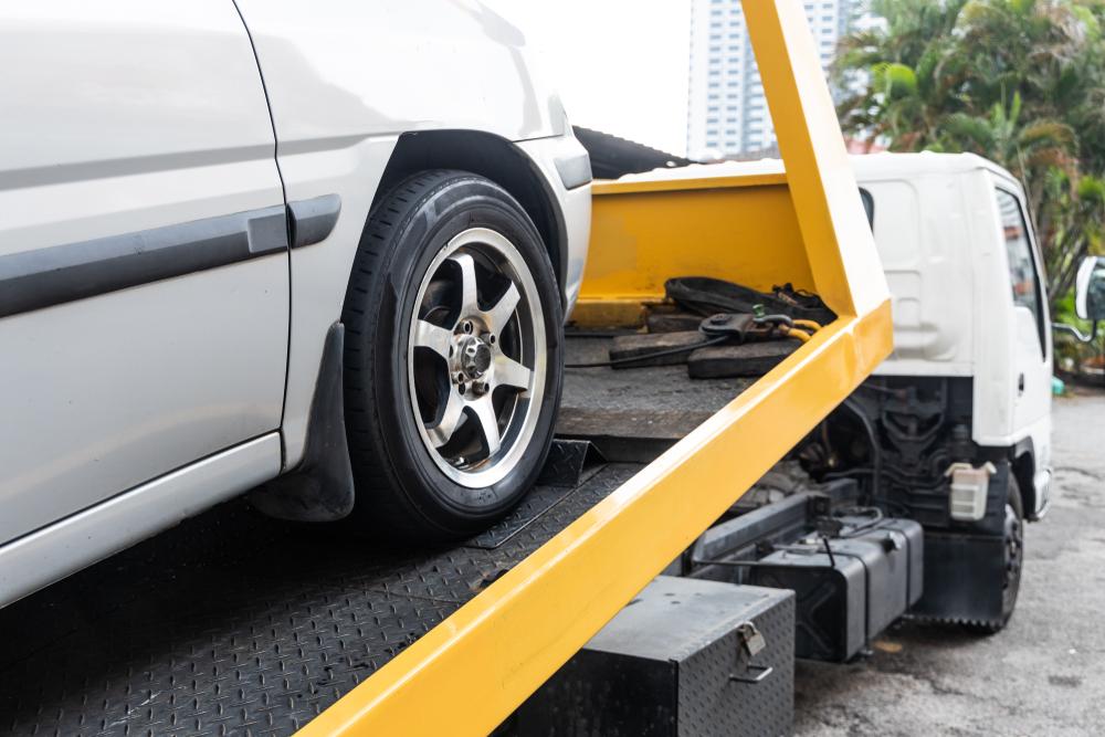 New Orleans truck accident lawyer tow truck